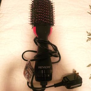 Revlon hair blow dryer brush